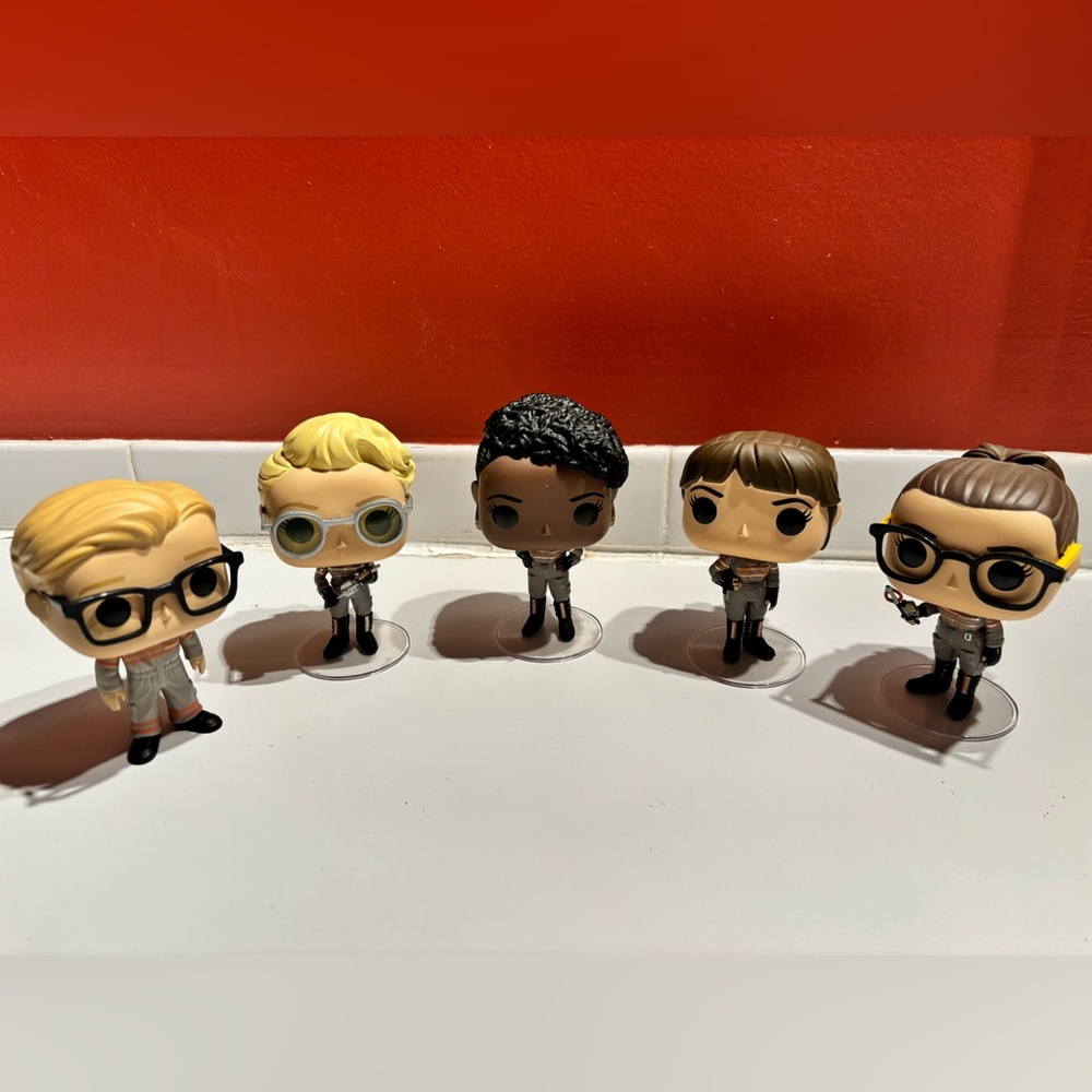 Female Ghostbusters Funko set ( plus Kevin!)